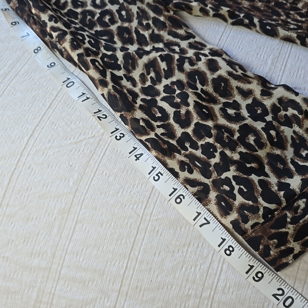 Rue21 Leopard Print Blouse Womens's Size S - Picture 8 of 13